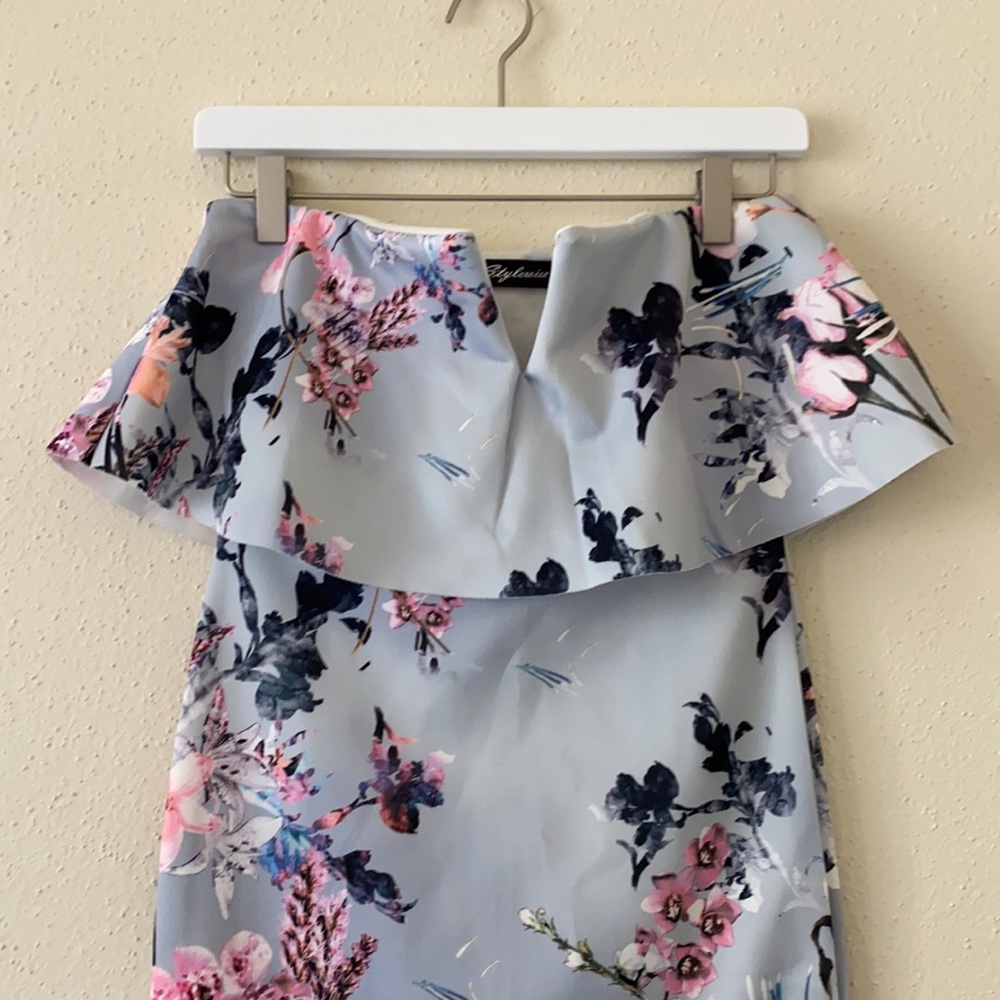 Spring strapless dress - Picture 2 of 3